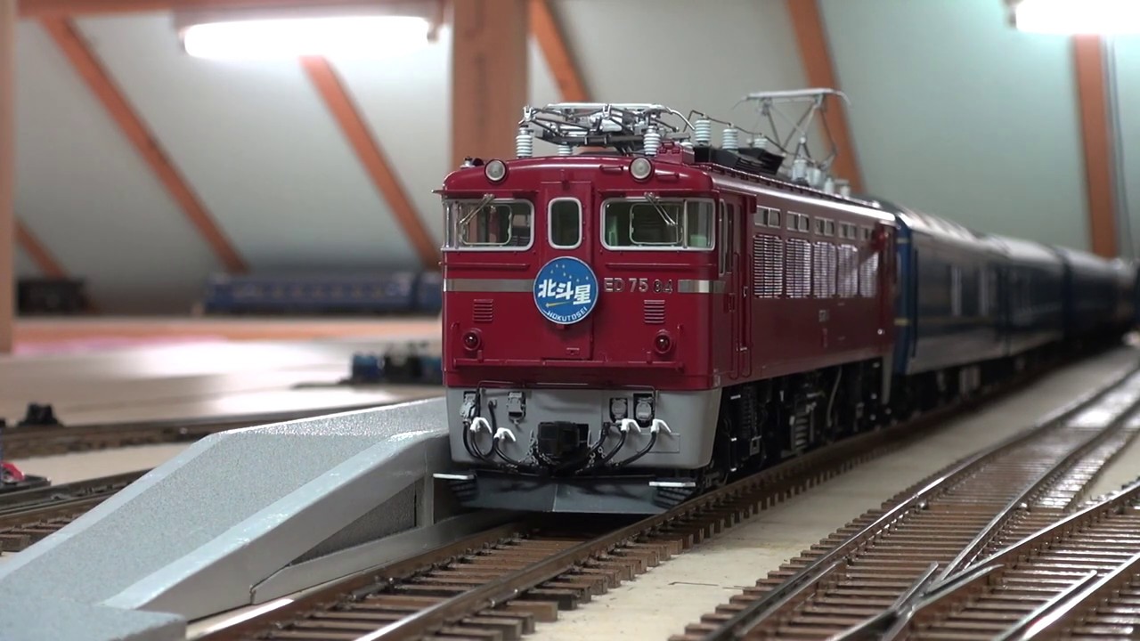 ED75 M型 寝台特急「北斗星」OJゲージ 鉄道模型 - YouTube