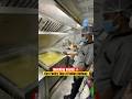 चलती ट्रेन में 1000+ लोगों का खाना कैसे बनता है? LIVE Pantry Tour of Bharat Gaurav Train