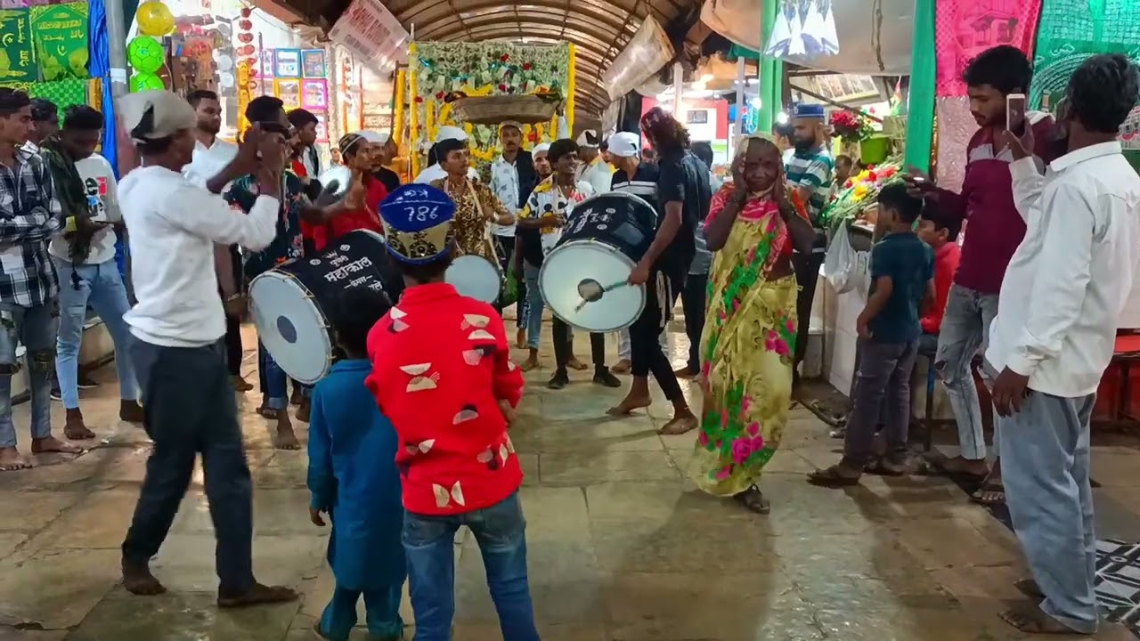 Haji malang 2022  puneri mahakal famous dholwale pune 23.  Mo: 8855967713