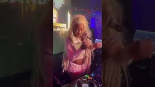 Uncle Waffles performing “Peacock” at LIV Sandton
