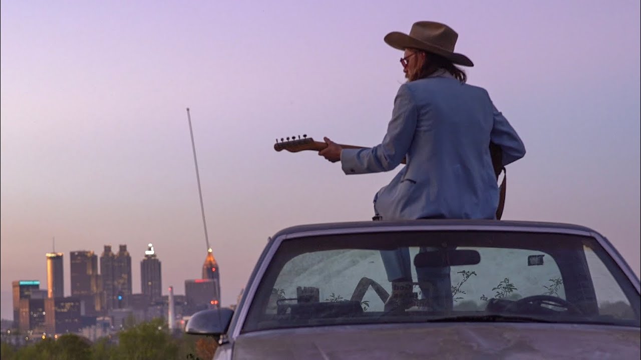 Slow Parade - Quick Buck (Official Video ) adlı videoyu YouTube'da izle Slow Parade - Quick Buck (Official Video ) adlı videoyu YouTube'da izle
