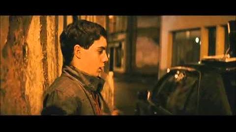 映画『マラヴィータ』ガンアクションシーン