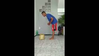 Agache Se Quando For Pegar Algo No Chão