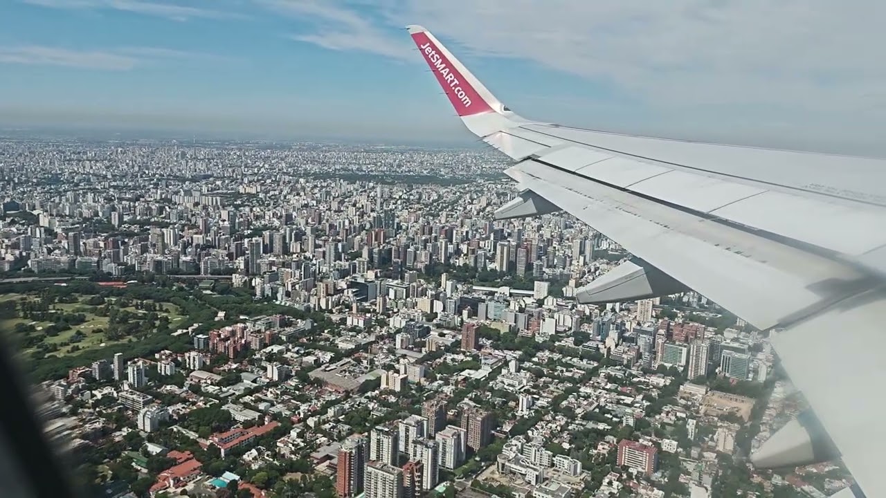 Despegue desde Aeroparque hacia Bariloche. 