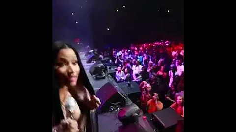 Nicki Minaj-No Frauds live (HQ)