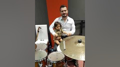 Thumbnail of Erik dali gevrekdir.