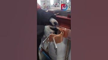 Fixing the busbars on the transformer body