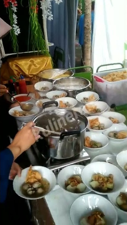 macam hidangan makanan waktu di resepsi pernikahan#shorts#kulineran#indonesianfood#makanenak