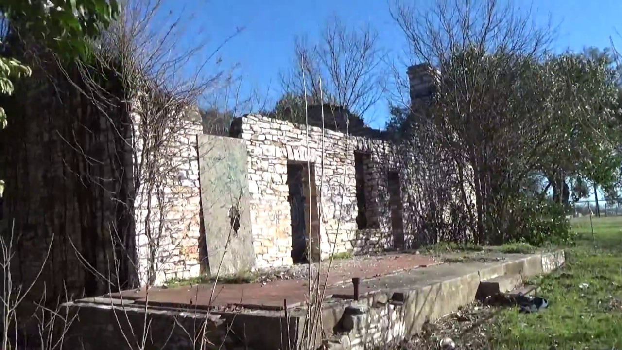 A look at the Horton-Duval House. : A residential relic.