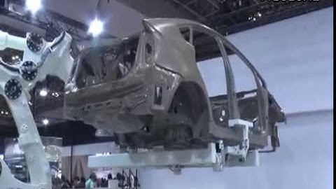 Car Body Transfer at iREX2015- Kawasaki MG10HL robot