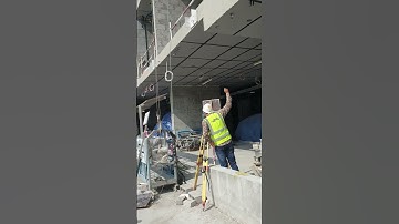 surveyor marking level using total station #totalstationsurveytraining #totalstation #construction