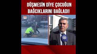 Trafik Polisi, Okula Giden Çocuğun Ayakkabısının Bağcıklarını Bağladı
