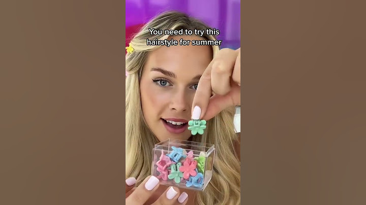 Mini flower hair clips hairstyle
