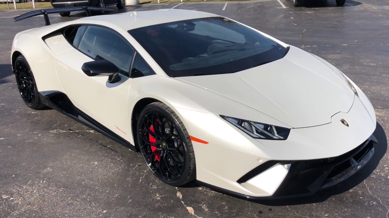 2018 Balloon White Performante