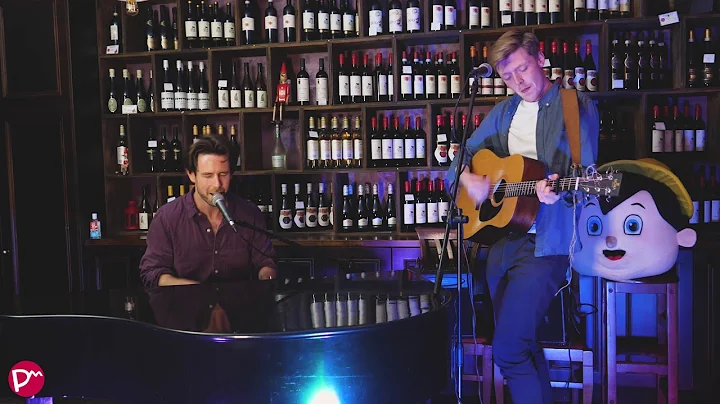 Fix You (Coldplay Cover) - David Owens and Dylan Harcourt gig at Pinocchio Restaurant in Temple Bar