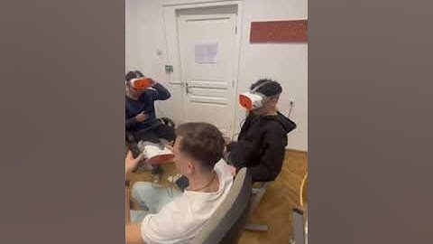 Video Prezentare SmartLab 2 -  Colegiul Național ”Áprily Lajos” Brașov