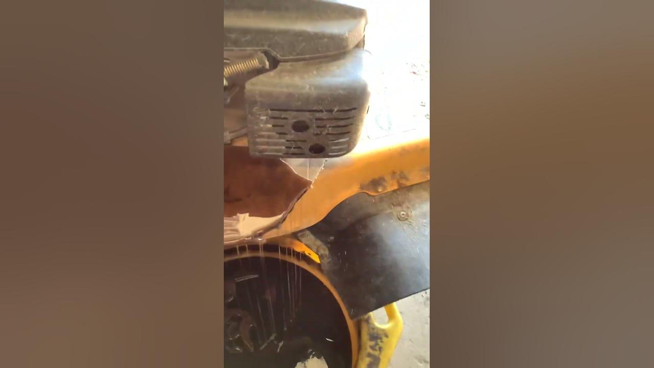 Cub Cadet ST100 159cc Oil Drain #fail #shorts Oil Change - YouTube