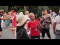 Белые лебеди Танцы в парке Горького Харьков Август 2021