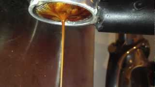伊萊克斯 - 義式咖啡機 EES200 Espresso 土炮改裝手把 水亂噴 !!