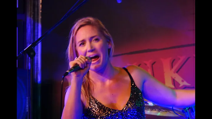 "Can't Let It Get Me Down" The Betty Fox Band Live...