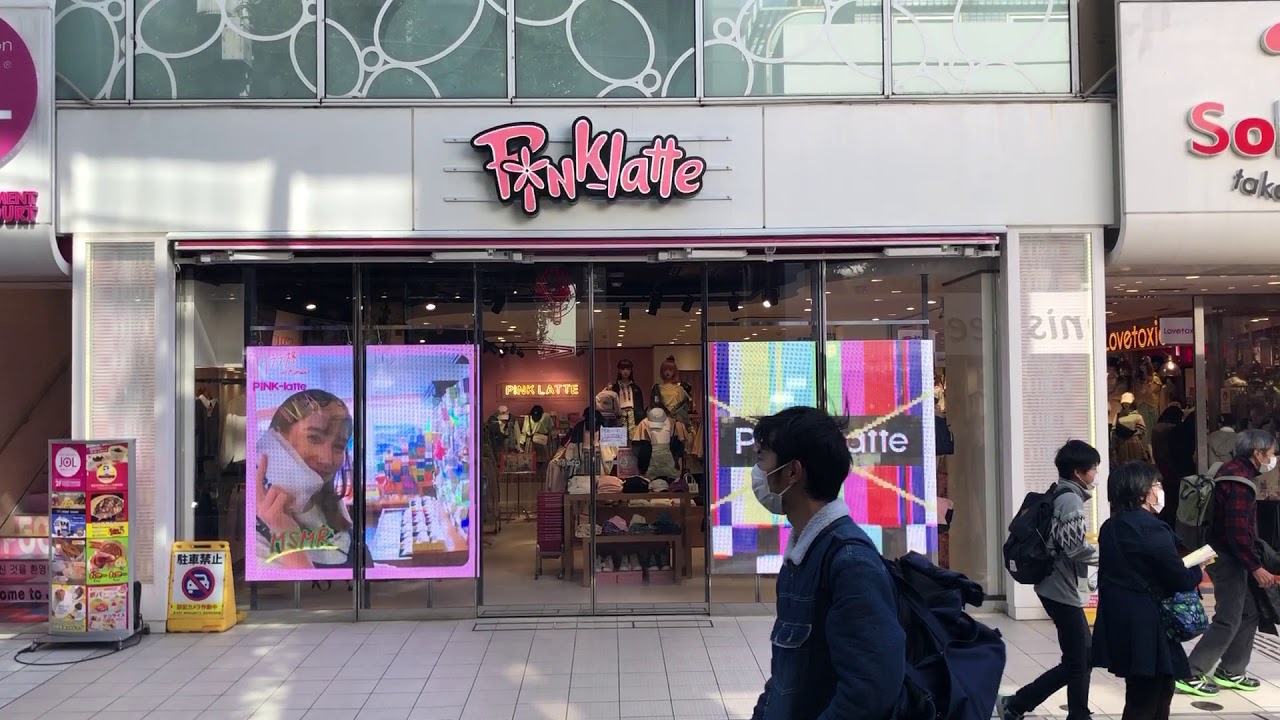 原宿竹下通りPINK-latte (ピンクラテ) LED Display - YouTube