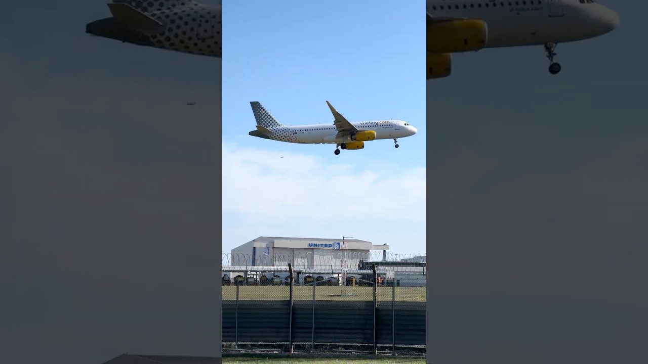 Vueling VY112 Airbus A320 EC-OKJ Landing Heathrow 27R SCQ to LHR  