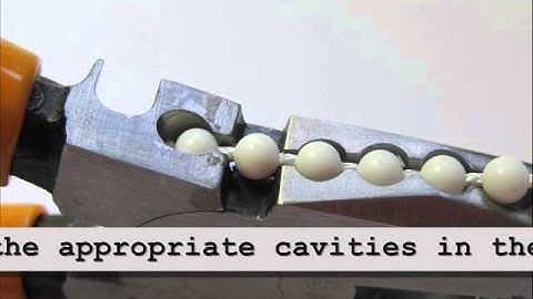 Plier tool to create endless ball chains