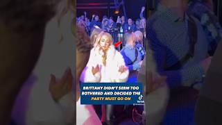 😳 Jackson Mahomes tried but security stopped him; Brittany continued the party 💃 #nfl