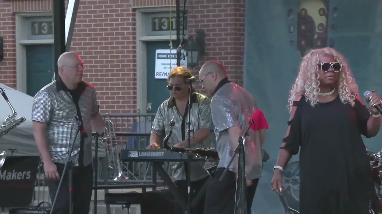 Lady Sunshine and the X Band – A2SF