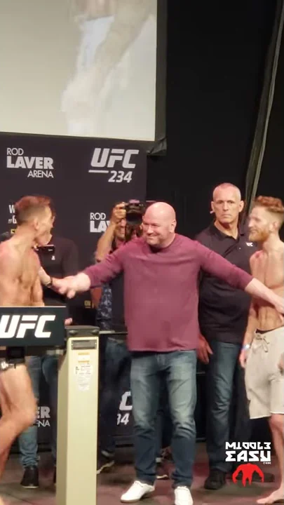 Shane Young and Austin Arnett faceoff ahead of #UF...