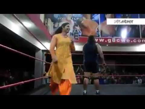 Indian Woman wrestling In Punjabi Outfit | भारतीय महिलांची शक्ती #wwf #catfight #india #wrestling