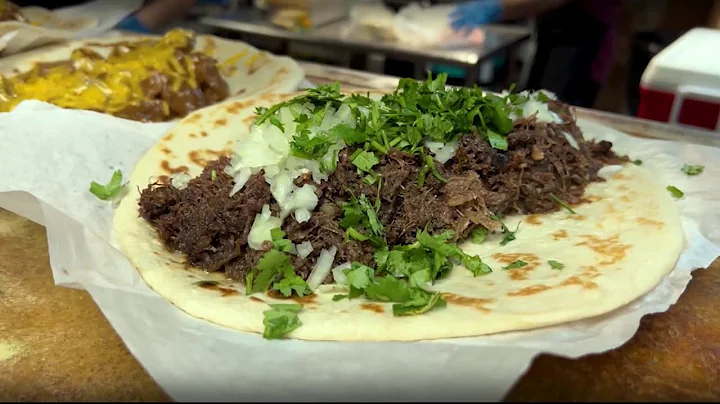 Texas Eats - Popular New Braunfels taco joint serv...