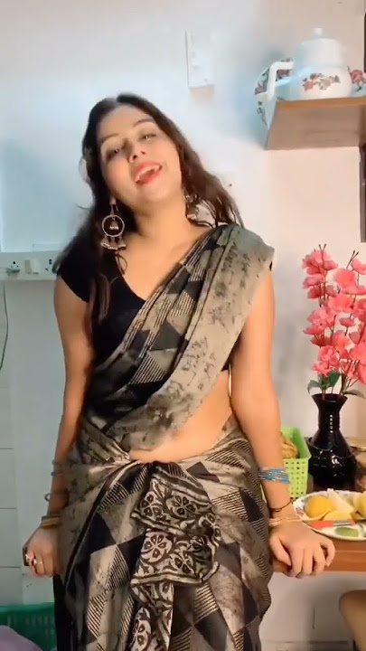 hot saree navel