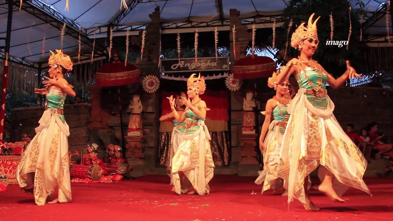 Tari Saraswati - Pesta Kesenian Bali 2016
