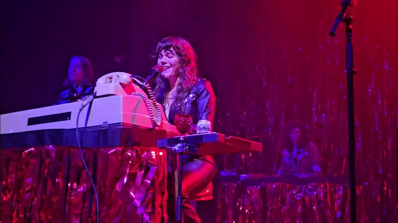 Jenny Lewis Heads Gonna Roll Ventura Music Hall Ventura, CA