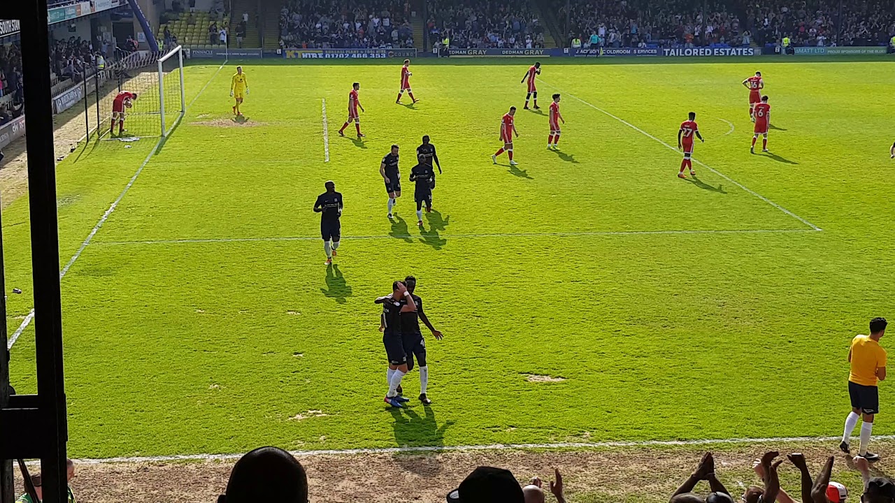 Stephen McLaughlin v MK Dons 21/4/18 - YouTube