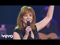 Reba McEntire - I'm A Survivor (Outnumber Hunger Concert)