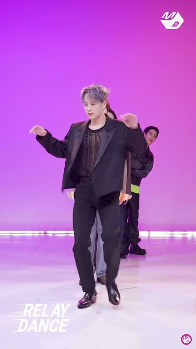 Jackson looked so lost (GOT7) - NANANA