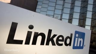 How Does LinkedIn Work and Make Money?