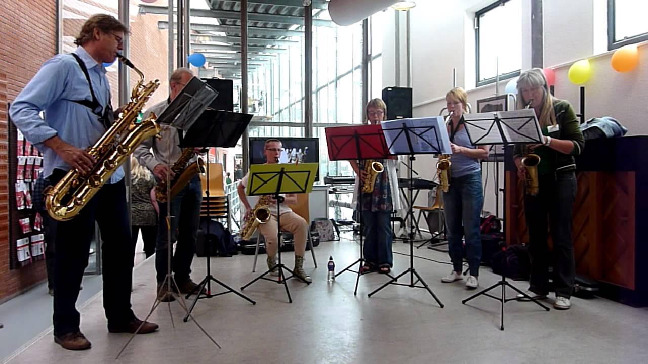 Simply Sax Simply Sax ' Gettin' Latin ' - YouTube