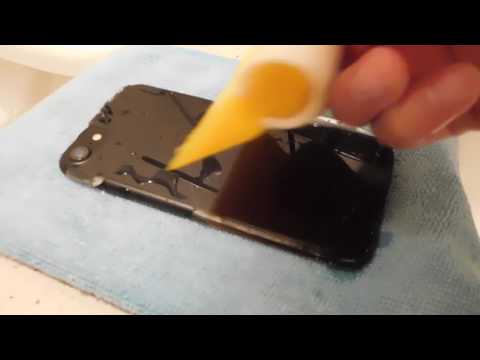 skinomi-zagg-invisible-shield-tempered-screen-protector-install-on-apple-iphone-7-8-plus