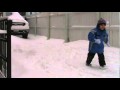 NICHOLAS BRINCANDO NA NEVE ( DEZ. 20 2009 )