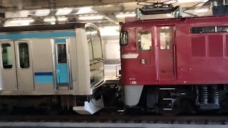 5編成目の機器更新…【E231系800番台 AT入場回送(機器更新)】国鉄EF81形140号機+E231系800番台K5編成が大宮駅4番線に入線到着停車するシーン(配9721列車)2024/05/09