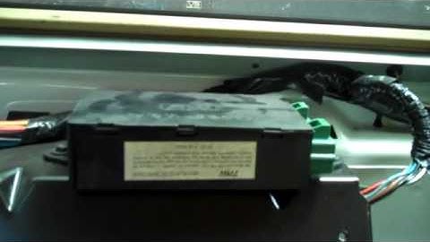 Keyless receiver (twz) location