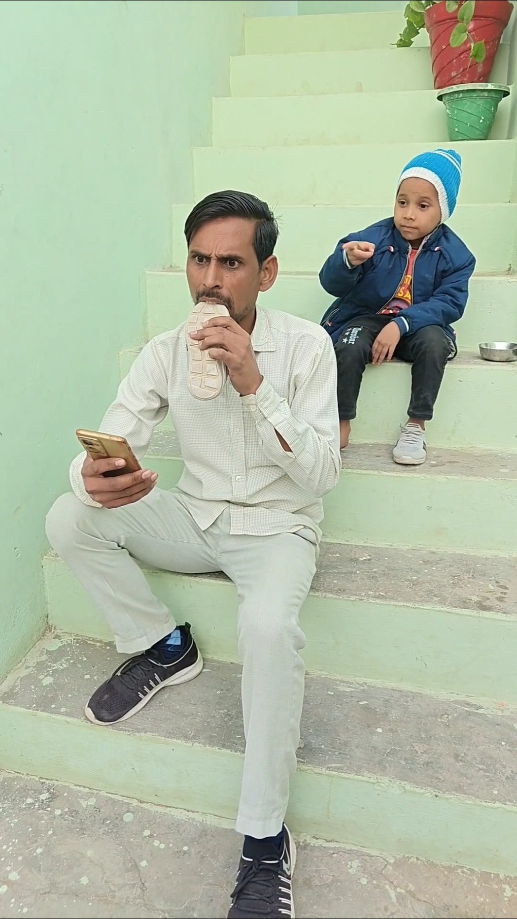 Yah kya khila Diya ?? #shorts