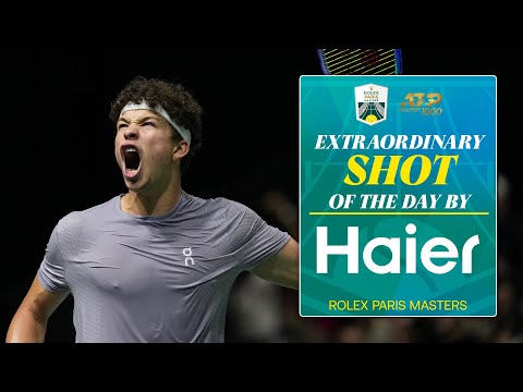 Extraordinary Shot of the Day #6 | Rolex Paris Masters