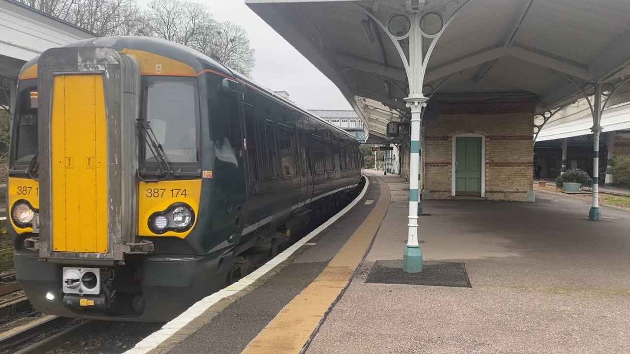 Ex GWR 387174 Seen Departing Out Of Lewes Heading For Seaford 