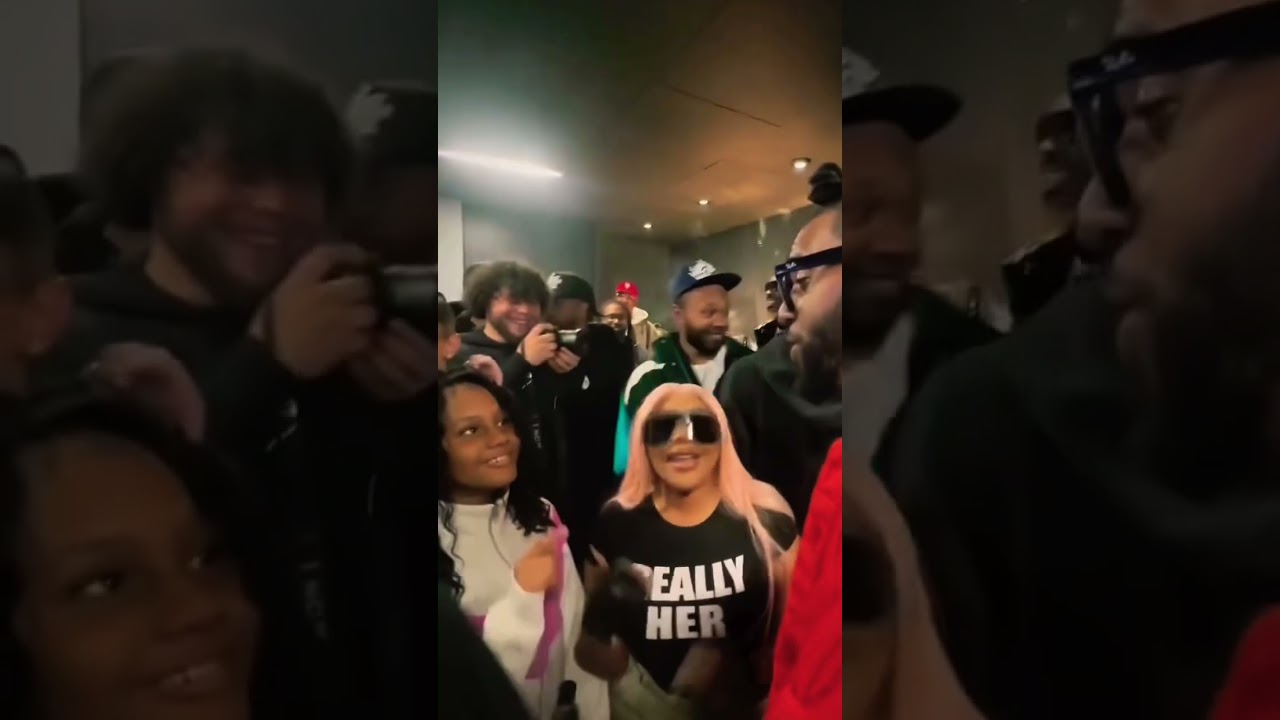 Lil’ Kim with her daughter Royal Reign and The Notorious BIG’s son CJ Wallace backstage