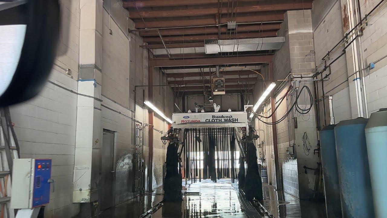 Broadway's Cloth Wash: Kayser Ford & Lincoln - Madison, WI - YouTube