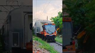 Download Lagu Kecil Imutt Cabee Raawitt #dj #liriklagu #remix #djremix #keretaapi #train #railway #fypシ #short #fy MP3